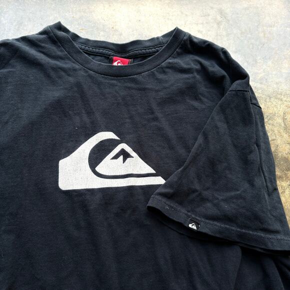 Essential Vintage Y2K‎ Quiksilver Logo T-shirt - Picture 2 of 5